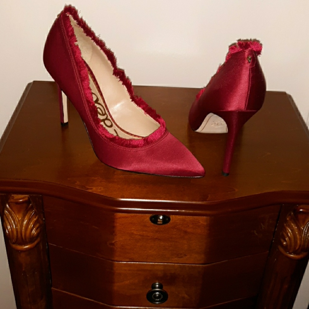 Ladies shoes